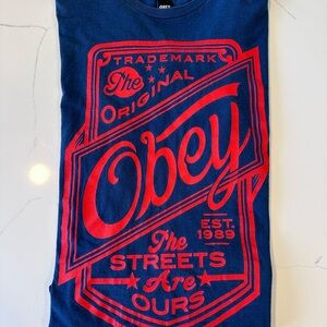 (SOLD) Obey Men's Navy and Red Graphic Tee